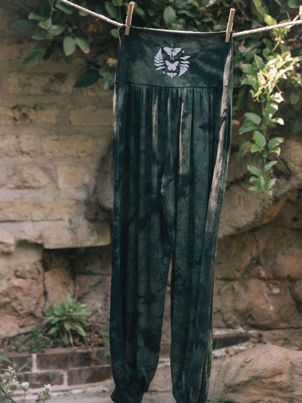 Purusha people green witch set